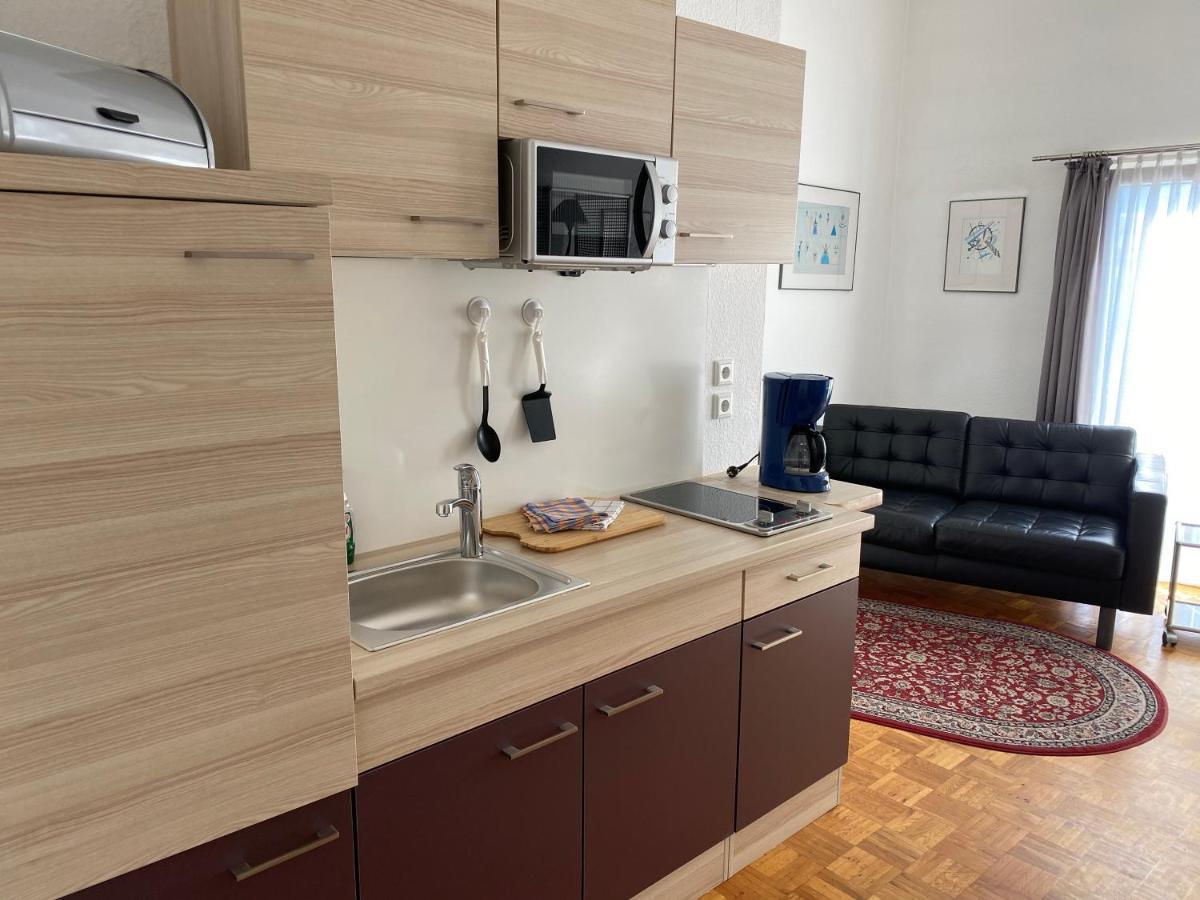 Apartmenthaus Zentrum Komfort Apartments Mit Minikuchen Verschiedener Grossen Kassel Luaran gambar