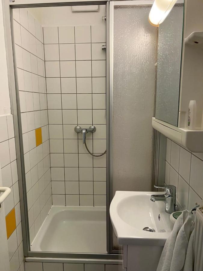 Apartmenthaus Zentrum Komfort Apartments Mit Minikuchen Verschiedener Grossen Kassel Luaran gambar