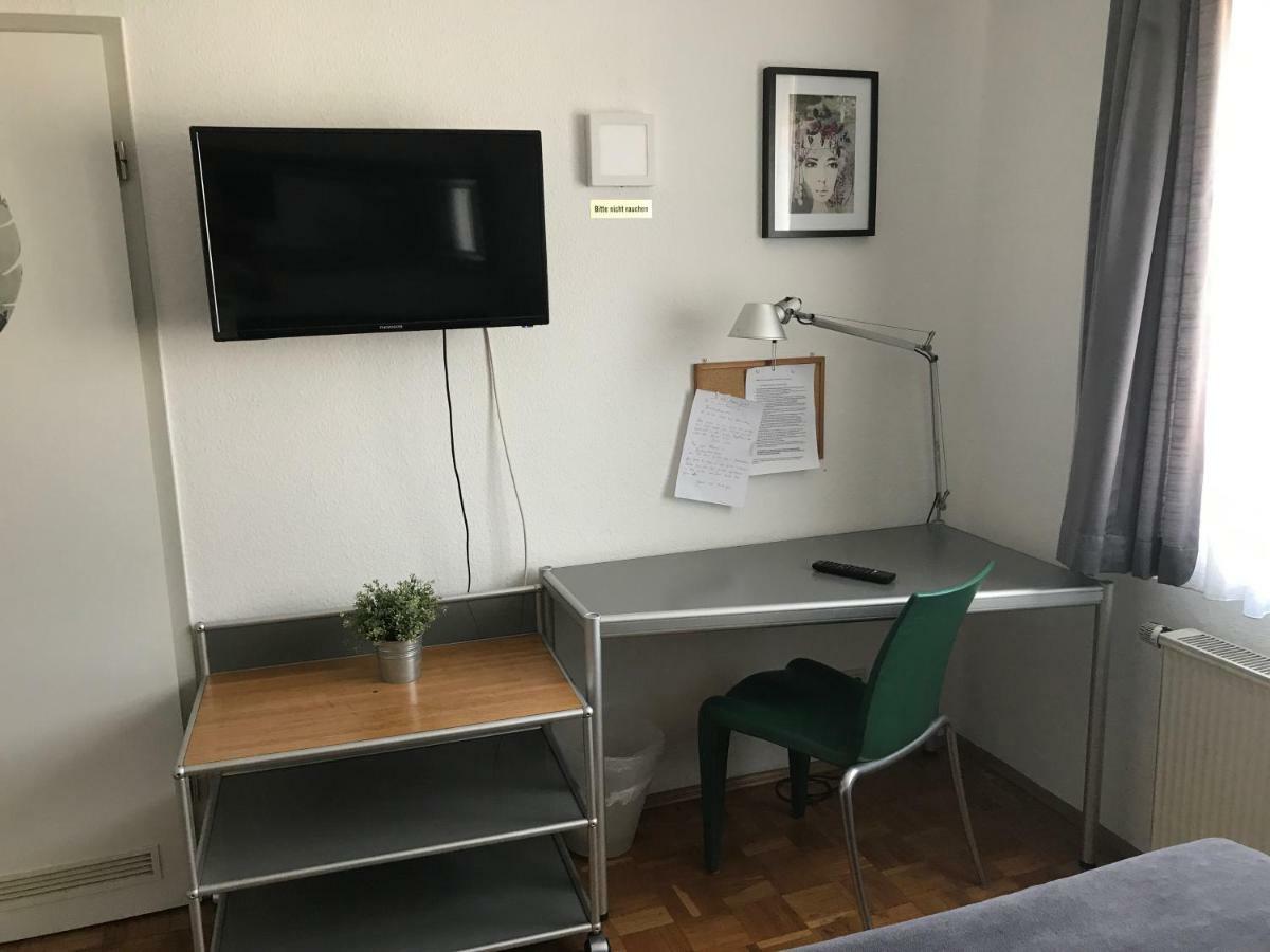 Apartmenthaus Zentrum Komfort Apartments Mit Minikuchen Verschiedener Grossen Kassel Luaran gambar