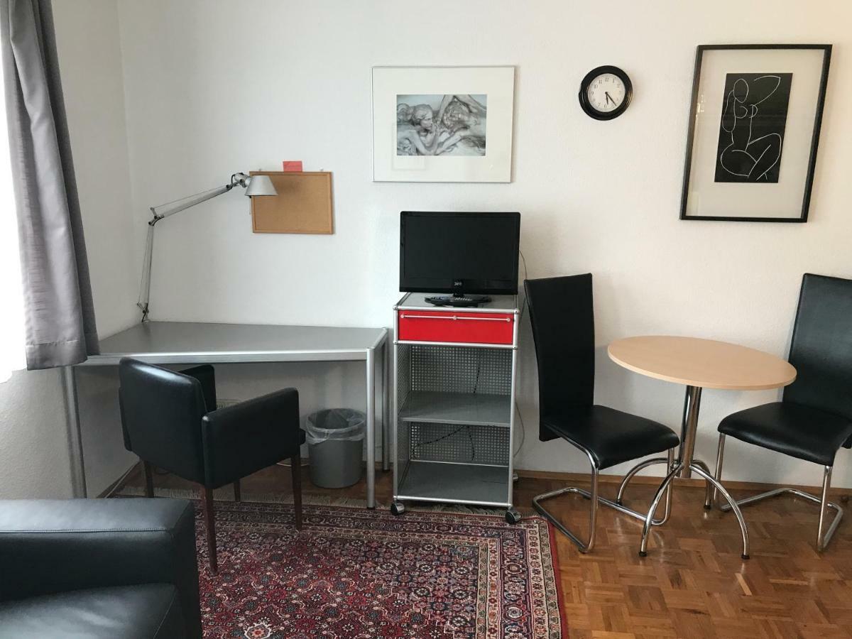 Apartmenthaus Zentrum Komfort Apartments Mit Minikuchen Verschiedener Grossen Kassel Luaran gambar