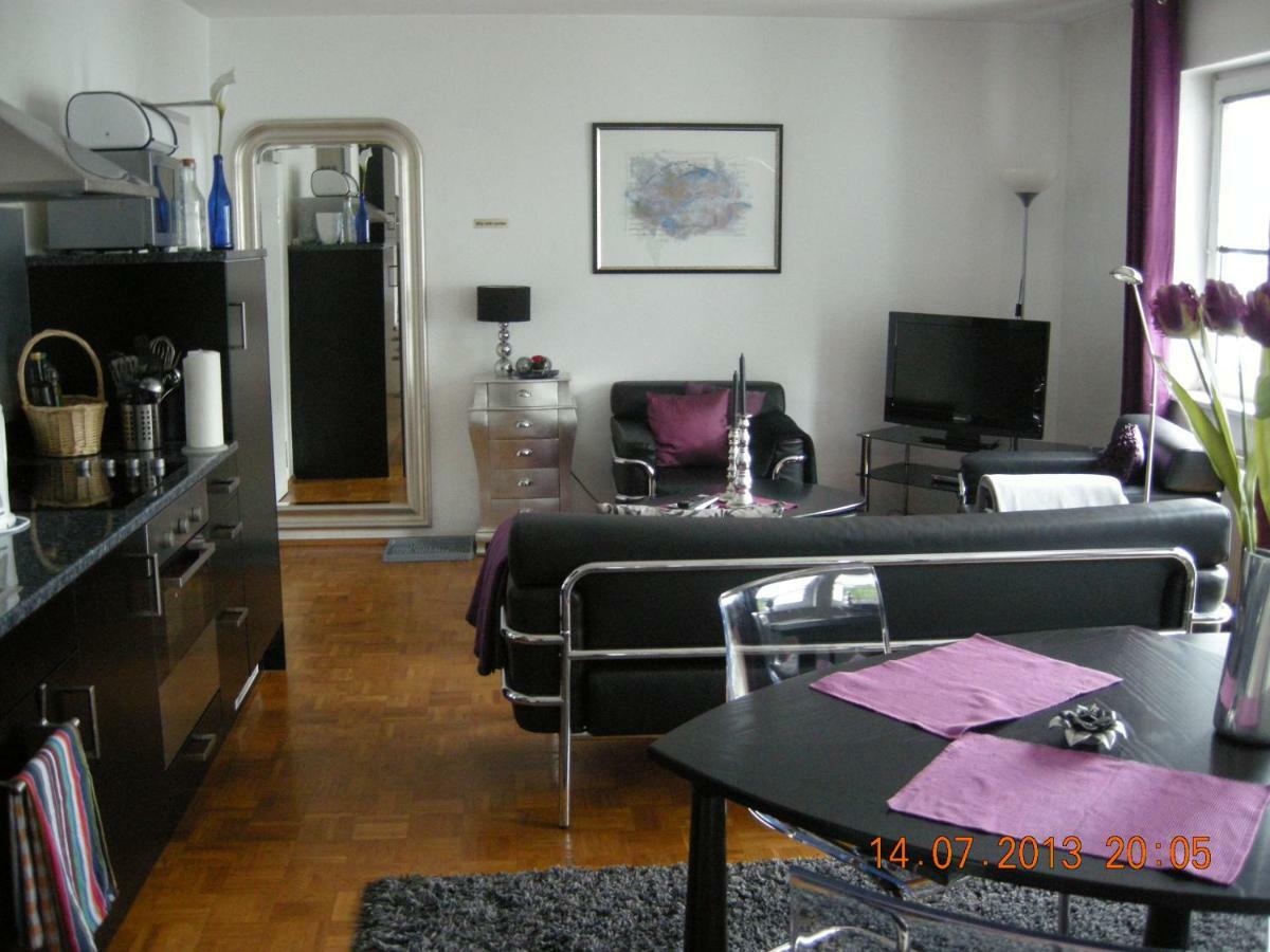 Apartmenthaus Zentrum Komfort Apartments Mit Minikuchen Verschiedener Grossen Kassel Luaran gambar