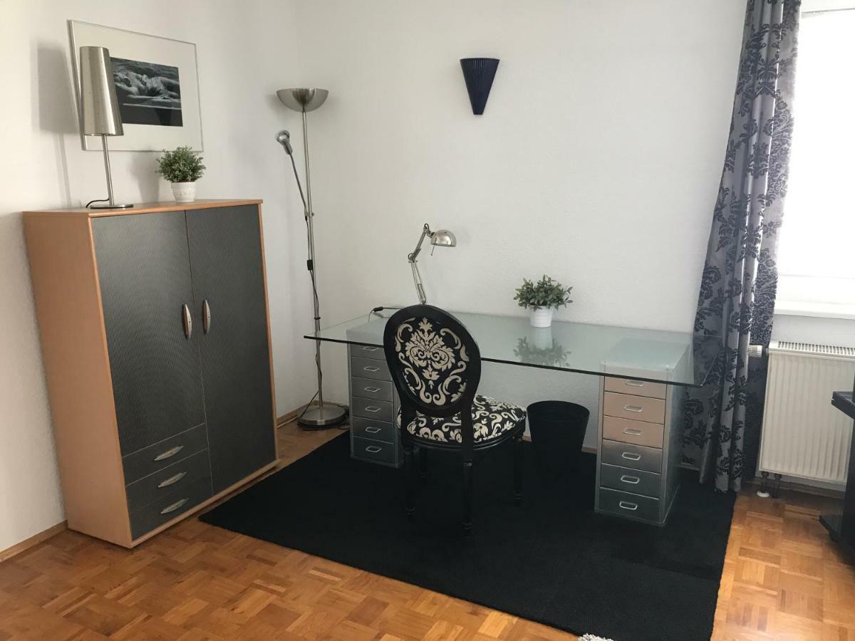 Apartmenthaus Zentrum Komfort Apartments Mit Minikuchen Verschiedener Grossen Kassel Luaran gambar