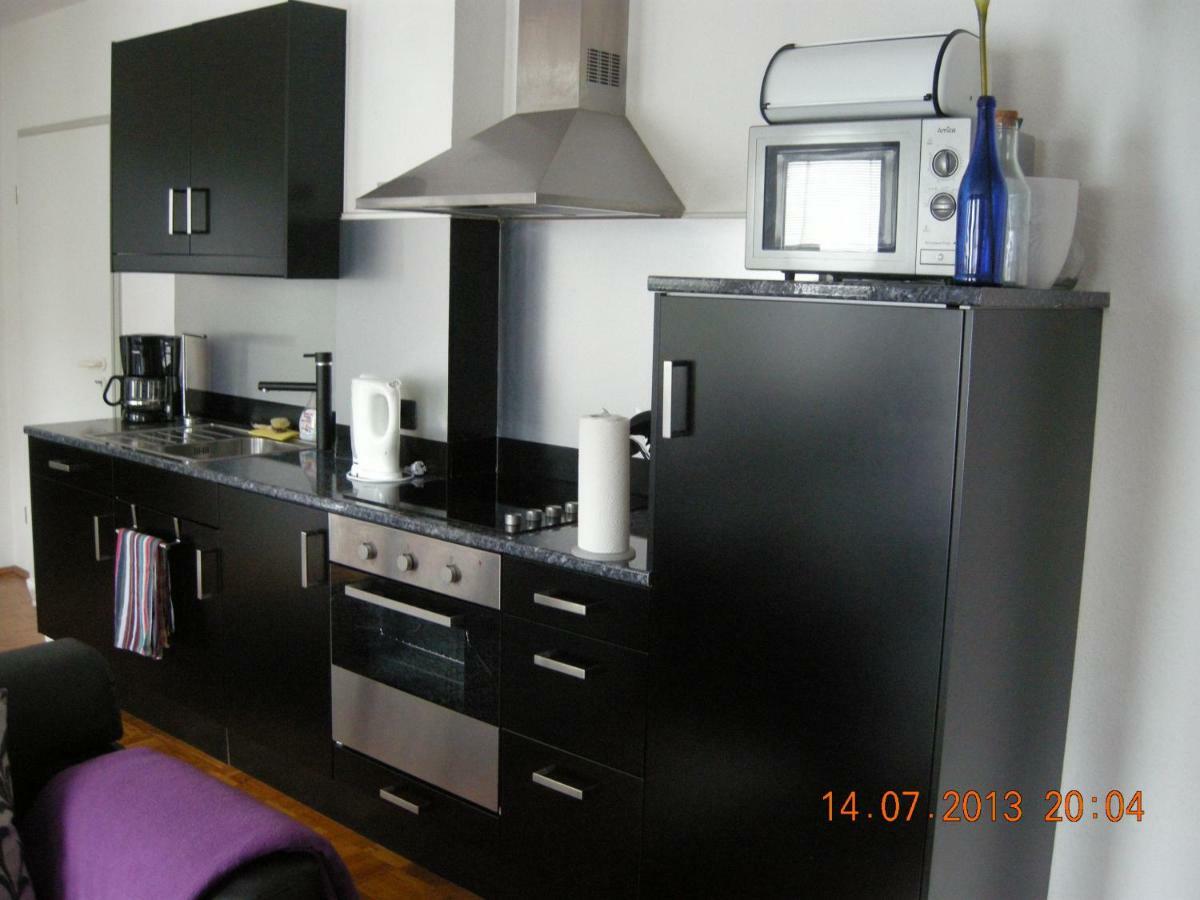 Apartmenthaus Zentrum Komfort Apartments Mit Minikuchen Verschiedener Grossen Kassel Luaran gambar